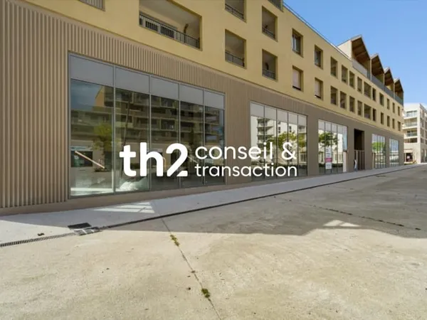 Local commercial 75 m²