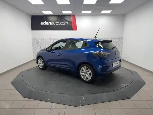Renault Clio blue dci 100 ch gsr2 — photo 3