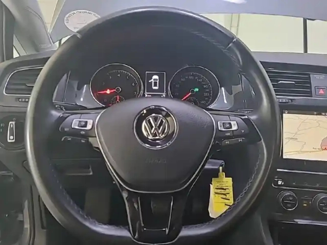 Volkswagen Golf 1.0 tsi 115 dsg7 — photo 9