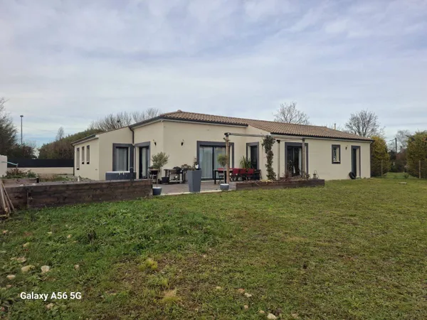 Maison 5 pièces 147 m²