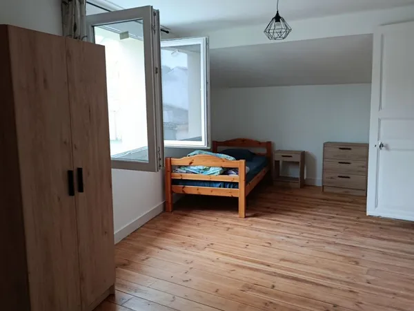 Belle grand maison a louer meublé