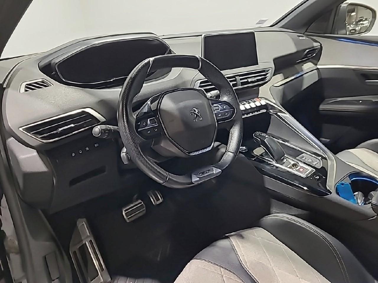 Peugeot 3008 hybrid4 300 e-eat8 gt — photo 9