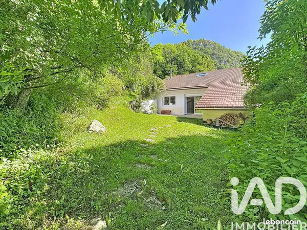 Maison 8 pièces 157 m²