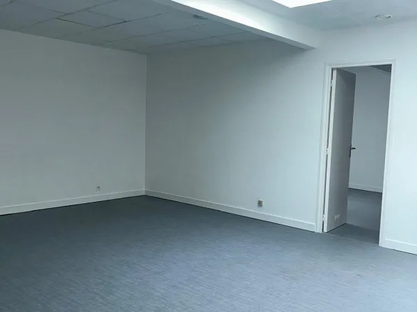 Bureaux 1 pièce 60 m²
