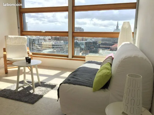 LILLE EURALILLE - Studio meublé 22m² avec vue dégagée