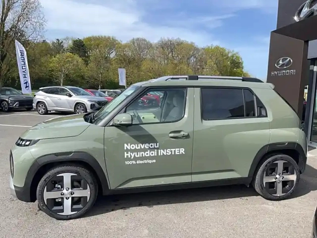 Hyundai Inster 49 kwh — photo 2
