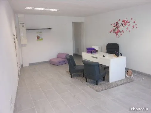 Bureau 34 m²