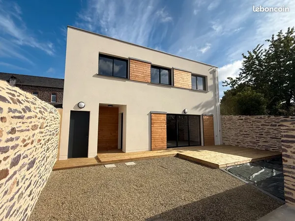 Maison Neuve à louer-Centre ville