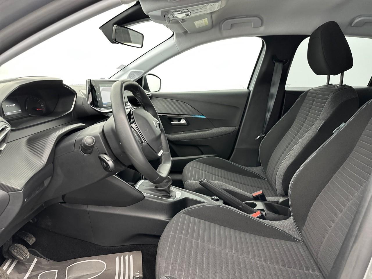Peugeot 208 puretech 100 s&s bvm6 style — photo 9