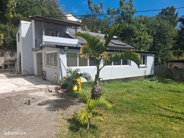 Maison Location Saint-Paul 4p 100m² 1250€