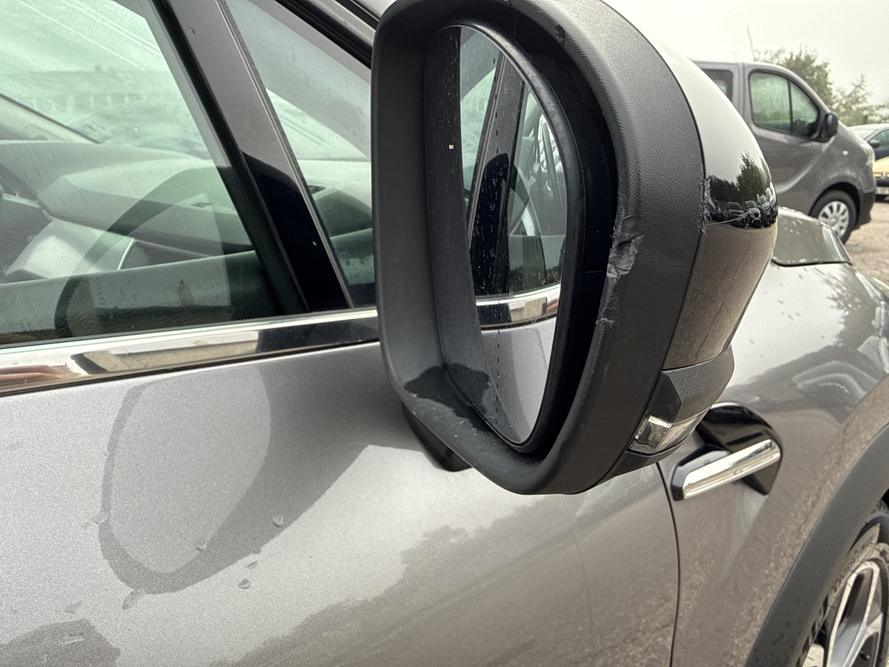 Renault Captur E-Tech full hybrid 145 — photo 24