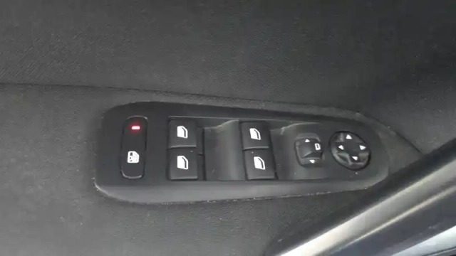 Peugeot 308 sw bluehdi 130ch s&amp;s bvm6 — photo 16