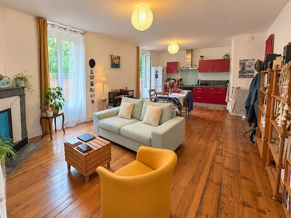 PAU CENTRE-VILLE T3 AVEC BALCON DE 13 M² À PROXIMITÉ DU PARC BEAUMONT