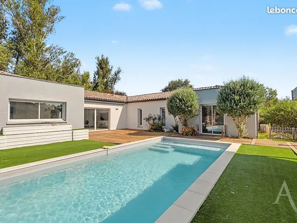 Villa 6 pièces 172 m²