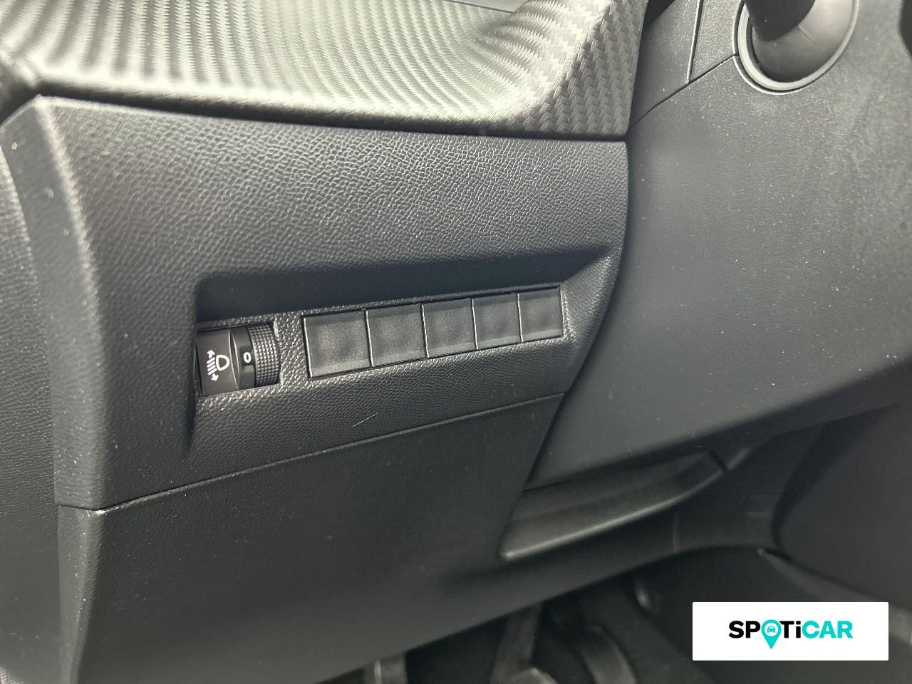 Peugeot 2008 puretech 100 s&s bvm6 allure — photo 20