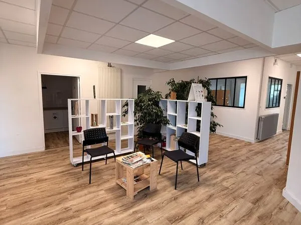 Bureaux 450 m² LANNION