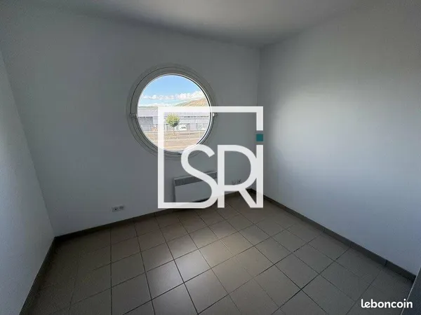 Bureaux 15 m² COURNON D'AUVERGNE