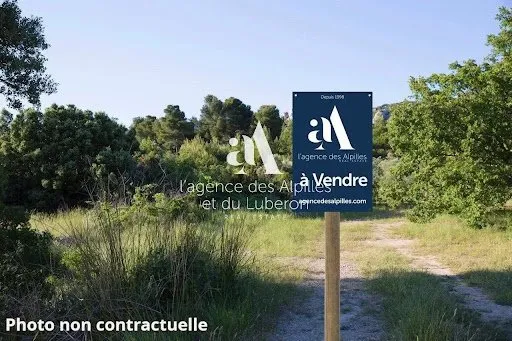 Terrain 1000 m²