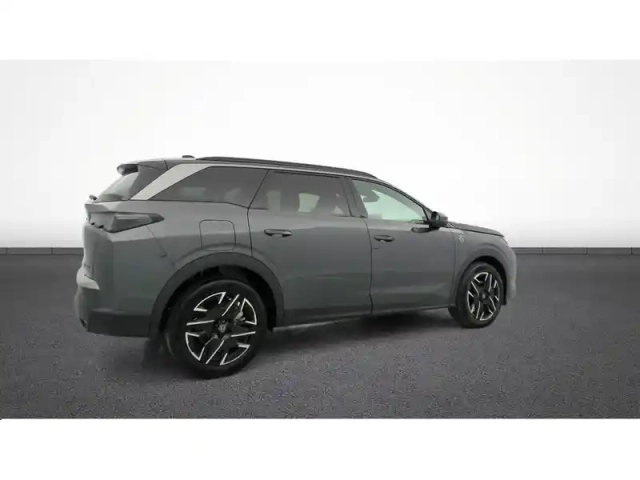 Peugeot 5008 hybrid 145 e-dcs6 — photo 9