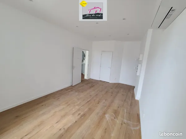 Studio 1 pièce 30 m²