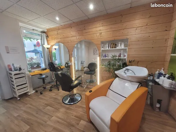 Fond de commerce - Salon de Coiffure - Luberon- 84120 - St Martin de la Brasque