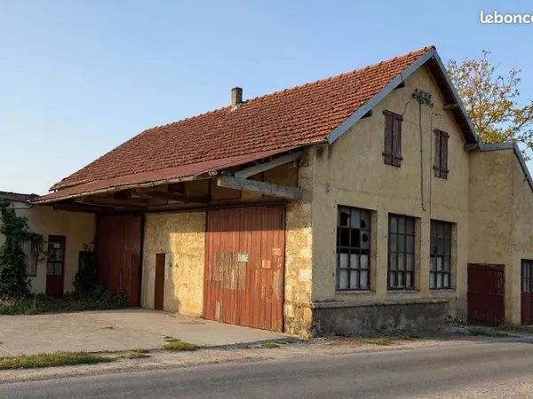 Parking 290 m² Masclat