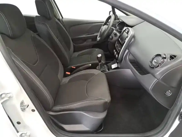 Renault Clio dci 75 e6c — photo 24