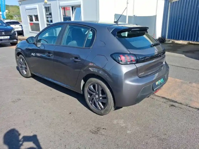 Peugeot 208 puretech 75 s&amp;s bvm5 — photo 7