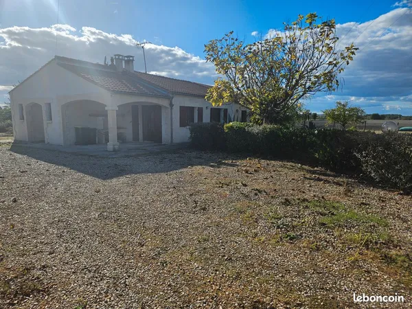 À louer - Maison de 128 m² avec jardin