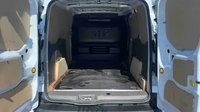 Ford Transit Connect fgn l2 1.0e100 e85 s&amp;s — photo 8