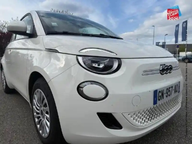 Fiat 500 e 95ch action — photo 13