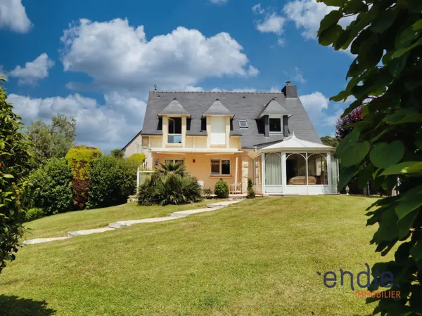 Maison 7 pièces 161 m²