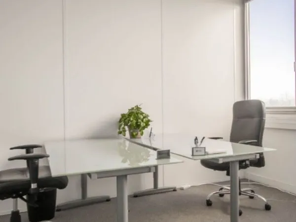 Bureau double équipé 15m2