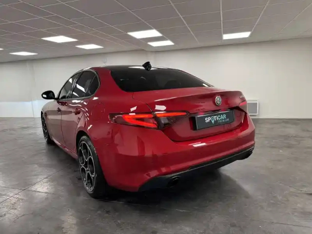 Alfa Romeo Giulia 2.2 190 ch at8 — photo 7