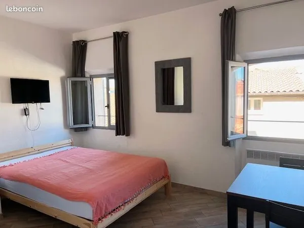 Très beau studio Antibes centre