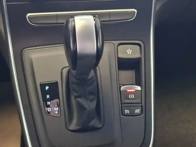Renault Scenic blue dci 120 edc — photo 42