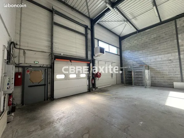 LOCAL D'ACTIVITE 197 m² VOGLANS
