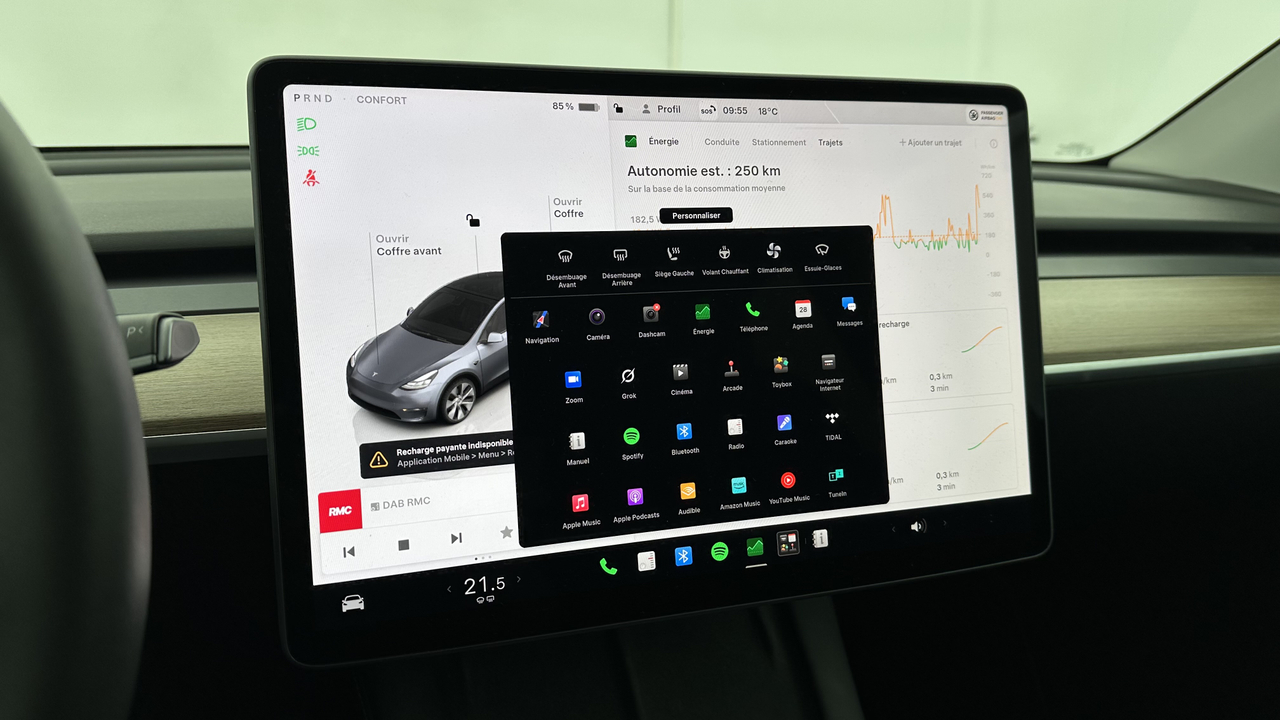 Tesla MODEL Y Standard RWD — photo 25