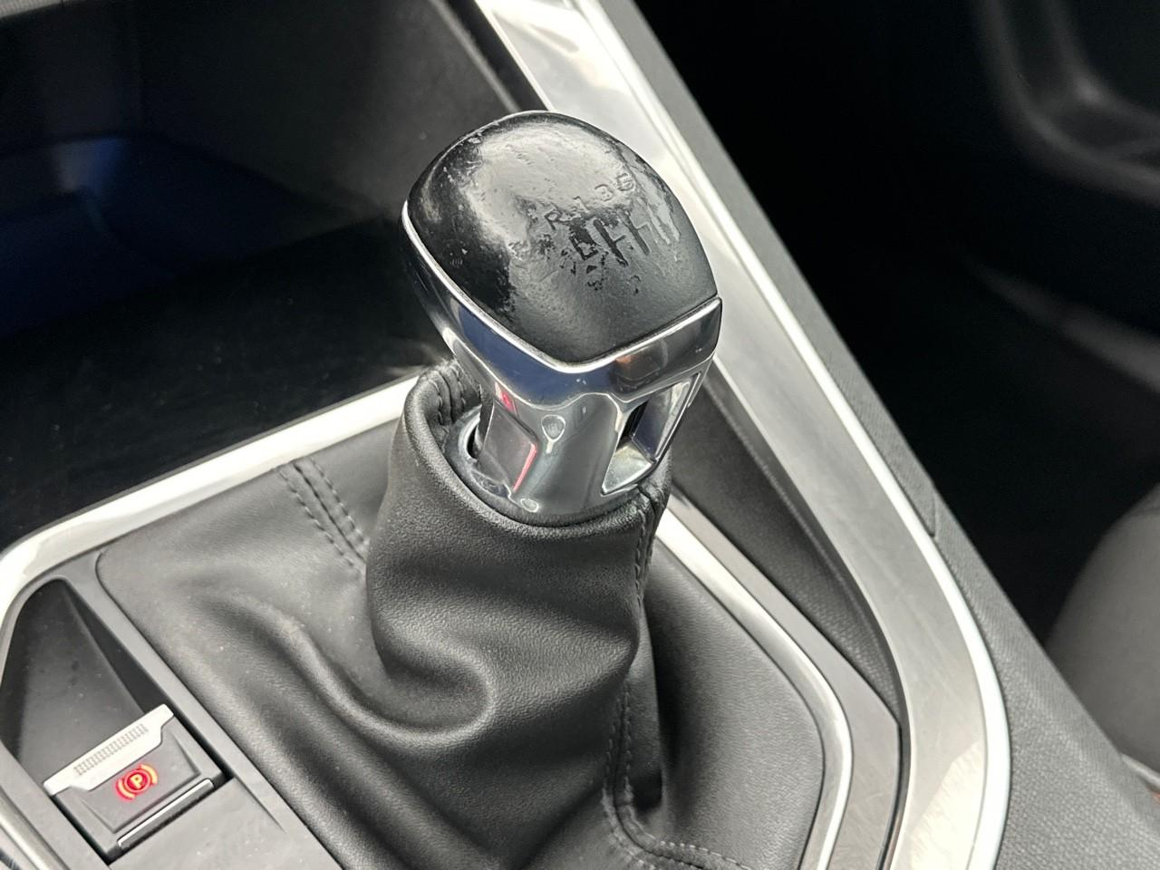 Peugeot 5008 puretech 130ch s&s bvm6 active pack — photo 30