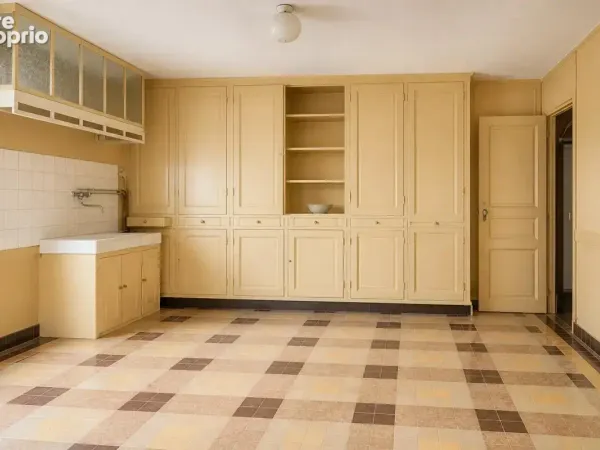 Maison de 85 m² - 5 pièces - MILLAC (86150)