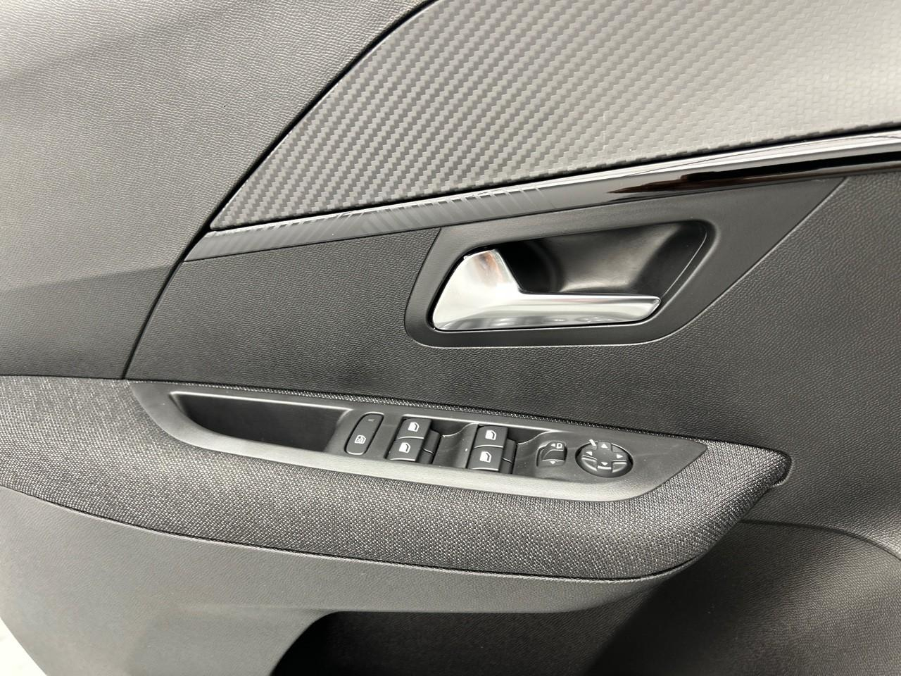 Peugeot 208 100 s&s bvm6 business — photo 29