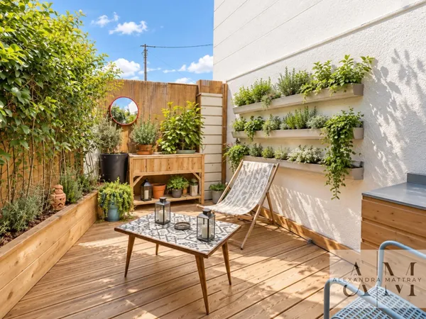 Maison 83 m² centre CAUDERAN avec terrasse et stationnement