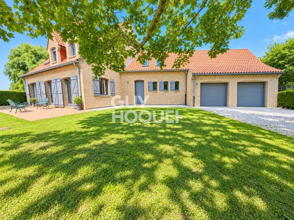 Maison à vendre de 8 pièces de 200 m²