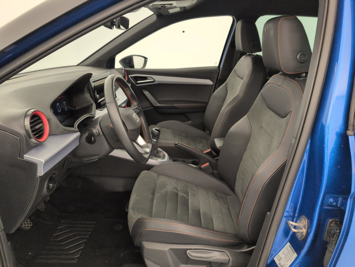 Seat Arona — photo 21