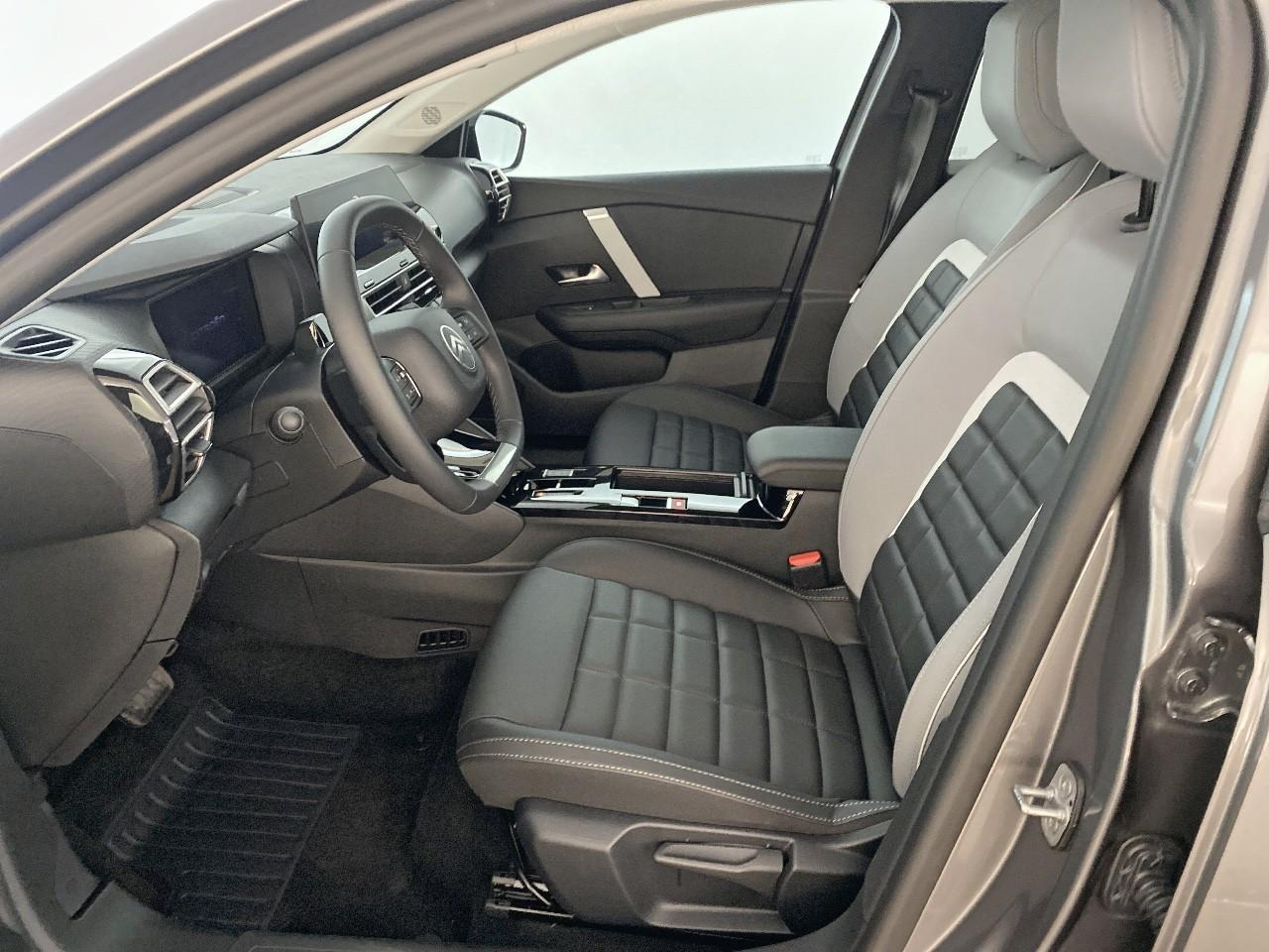 Citroën C4 X hybride 145 ch e-dcs6 max — photo 9