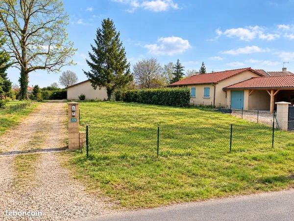 Terrain 525 m² Cruzilles Les Mepillat