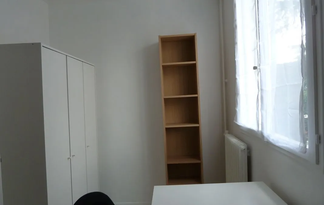 Photo 1