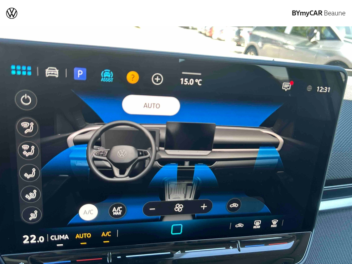 Volkswagen T-Roc 1.5 eTSI Hybrid 116 ch DSG7 — photo 28
