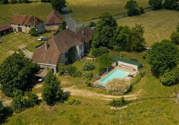 Maison 11 pièces 280 m²