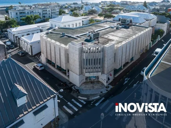 Commerce Vente Saint-Denis  1801m² 3338880€